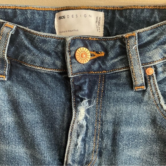 ASOS Distressed Straight Leg Jeans - Picture 3 of 6